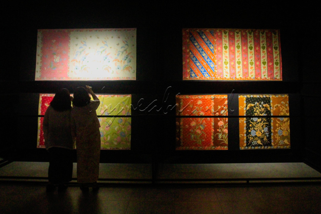 Pameran yang mengangkat tema <em>Keteguhan Hati Merawat Warisan</em> ini &nbsp;menampilkan 90 lembar kain batik yang digelar hingga 3 Agustus 2025.&nbsp;Melalui pameran ini, harapannya publik tak hanya kenal lebih jauh dengan Oey Soe Tjoen, tapi juga mengetahui lebih dalam soal batik tulis halus.