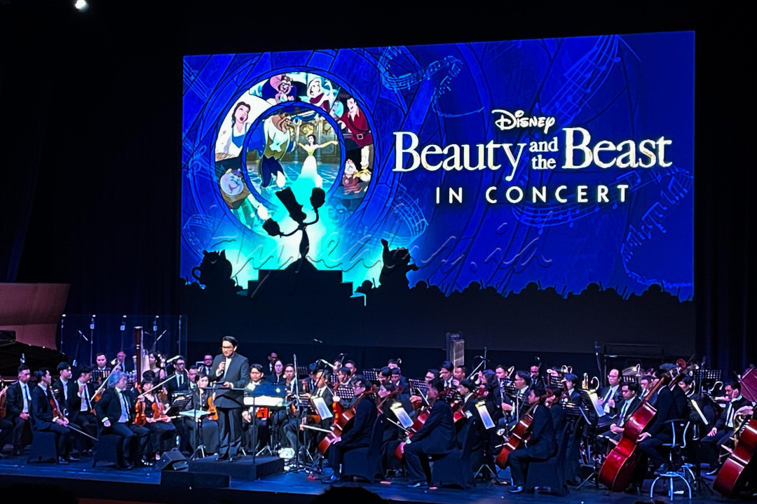 Beauty &amp; The Beast in Concert menjadi pengalaman magis yang memadukan film klasik Disney dengan musik orkestra. Adegan legendaris hidup kembali melalui harmoni musik yang mengalir, membangkitkan emosi, tawa, haru, serta ketegangan yang membuat cerita terasa lebih hidup.<br />
<br />
&nbsp;
