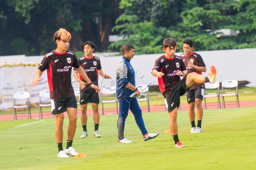 Tim berjuluk Garuda Muda tersebut menjalani pemusatan latihan tahap pertama hingga 12 Oktober 2025. Mereka akan kembali melakukan pemusatan latihan untuk tahap kedua pada November 2025.