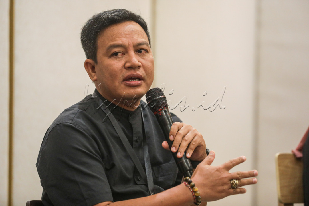 Founder of Tantra Sasta Nusantara, Ketut Sandika mengatakan di tengah derasnya teknologi dan manusia yang makin hidup di dua dunia, maya dan nyata, tak mengherankan bila banyak orang mencari mindfulness. Sebab, bisa jadi, dunia memang tengah mengalami pandemi kesadaran.<br />
<br />
Editor : Nurul Hidayat&nbsp;