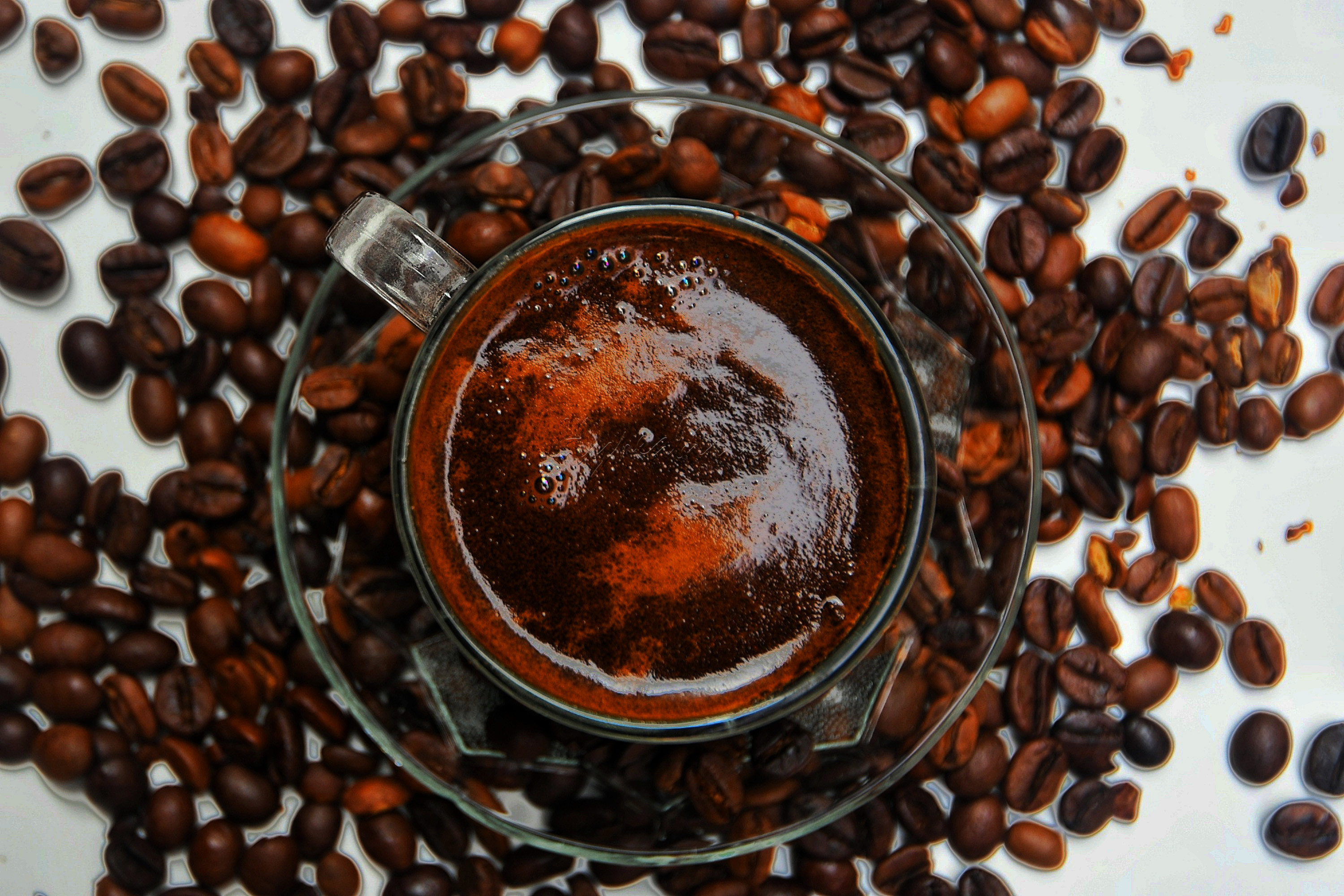 Kopi adalah minuman hasil seduhan biji kopi yang telah disangrai dan dihaluskan menjadi bubuk. Kopi merupakan salah satu komoditas di dunia yang dibudidayakan lebih dari 50 negara. Dua spesies pohon kopi yang dikenal secara umum yaitu Kopi Robusta (Coffea canephora) dan Kopi Arabika (Coffea arabica).