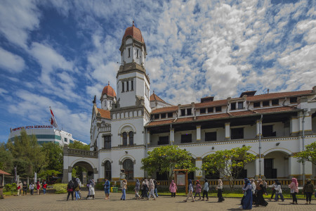 Bertamasya ke Lawang Sewu