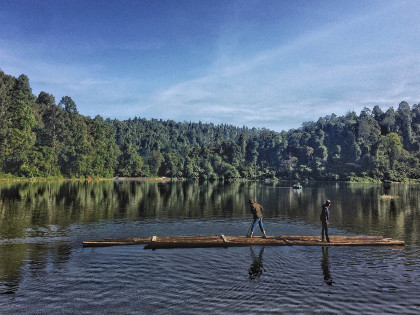 WISATA DANAU SITU GUNUNG