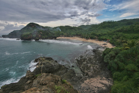 WISATA PANTAI SIUNG