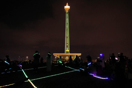 VIDEO MAPPING DI MONAS