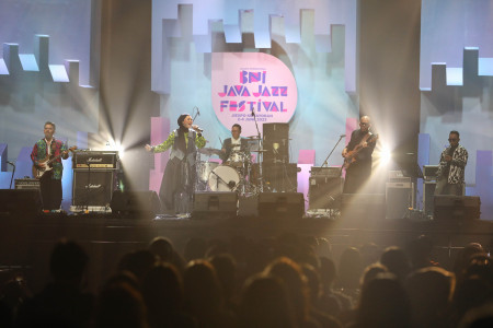PENAMPILAN ECOUTEZ DI BNI JAVA JAZZ FESTIVAL 2023