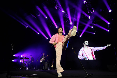 AKSI ENERJIK MAX DI HARI KEDUA BNI JAVA JAZZ FESTIVAL 2023