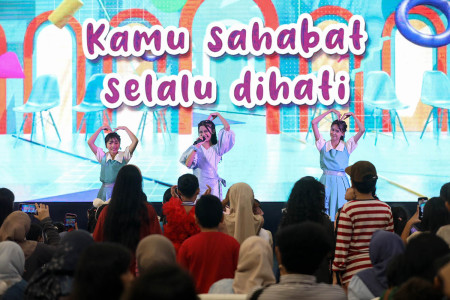 AKSI PENYANYI CILIK QUINN SALMAN