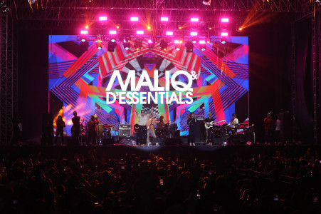 MALIQ & D'ESSENTIALS GEBRAK PANGGUNG TITIK KUMPUL FESTIVAL