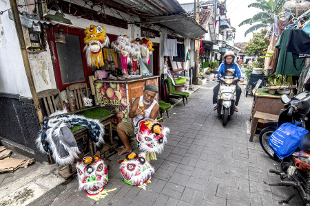 PEMBUAT BARONGSAI MINI