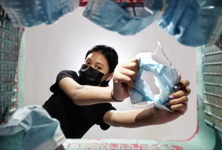 Segera merdeka dari masker