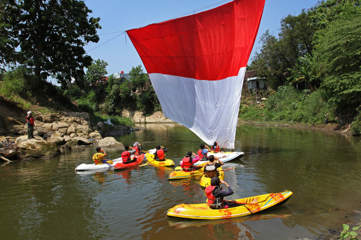 Hormat Bendera Sangsaka Merah Putih
