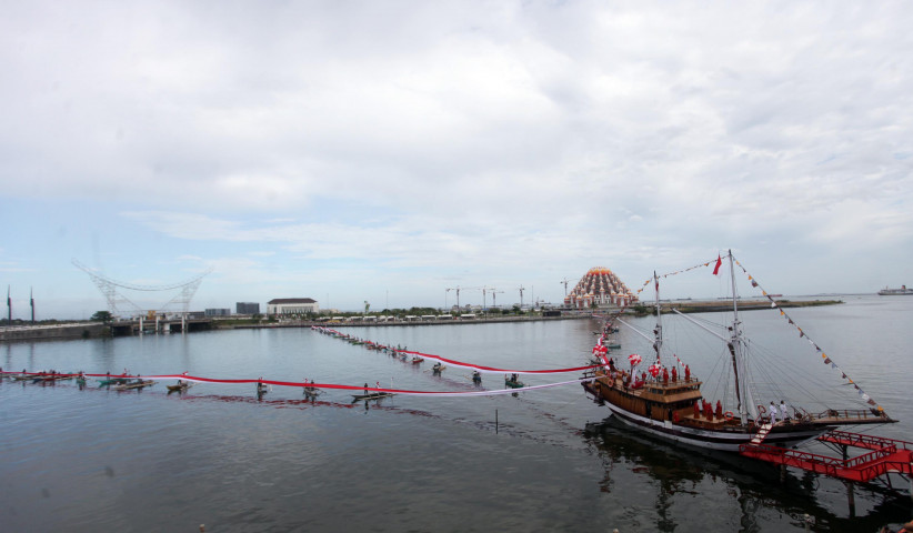 PENGIBARAN BENDERA 1000 METER